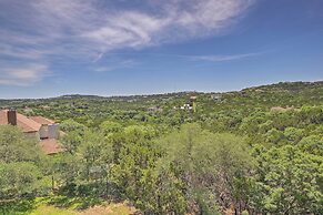 Chic Villa w/ Infinity Pool: 10 Mi to Downtown!