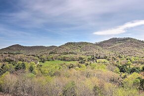 Mountain Refuge w/ View, 12 Mi to Asheville!