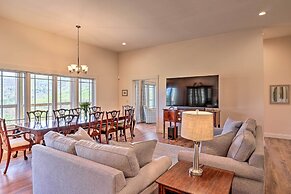 Mountain Refuge w/ View, 12 Mi to Asheville!