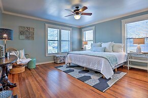 Fredericksburg Cottage w/ Grill - Walk to Main St!