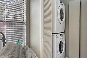 Fredericksburg Cottage w/ Grill - Walk to Main St!