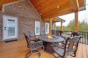 Tranquility Lake Getaway on 27 Acres!