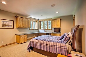 Private Retreat w/ Dock on Middle Eau Claire Lake!