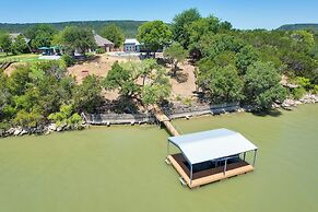 Spacious Palo Pinto Home: Private Dock & Pool