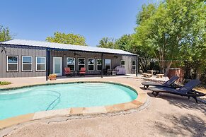 Spacious Palo Pinto Home: Private Dock & Pool
