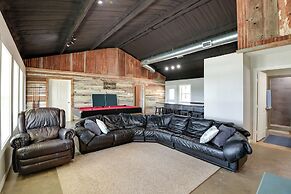 Spacious Palo Pinto Home: Private Dock & Pool