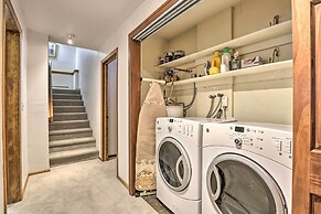 Luxe Vail Valley Retreat w/ Hot Tub!