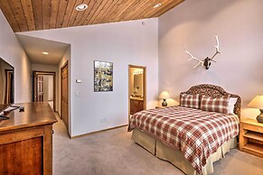 Luxe Vail Valley Retreat w/ Hot Tub!