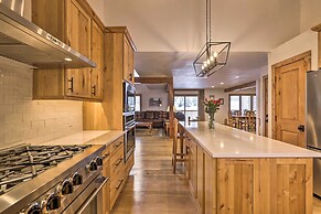 Luxe Vail Valley Retreat w/ Hot Tub!