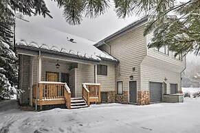 Luxe Vail Valley Retreat w/ Hot Tub!