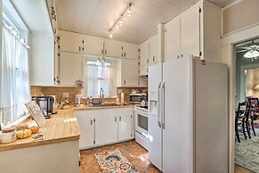 Georgetown Vacation Rental Close to Town Square!