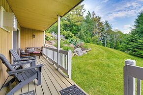 Cozy Stowe Condo w/ Amenities < 6 Mi to Slopes!