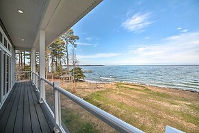 Waterfront Scotland Beach Retreat w/ Private Beach