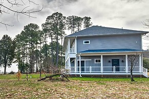 Waterfront Scotland Beach Retreat w/ Private Beach