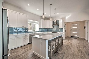 Waterfront Scotland Beach Retreat w/ Private Beach