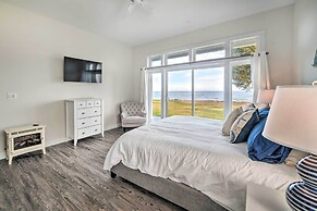 Waterfront Scotland Beach Retreat w/ Private Beach