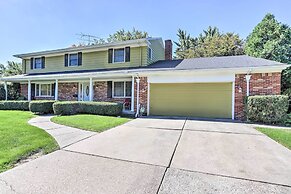 Toledo Home w/ Direct Golf Course Access!