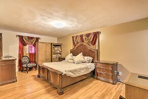 Toledo Home w/ Direct Golf Course Access!