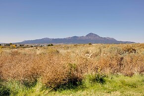 Cortez Retreat w/ Office & Stunning Mtn Views