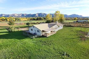 Cortez Retreat w/ Office & Stunning Mtn Views