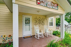 Ferriday Lakehouse w/ Private Dock, Deck, & Yard!