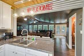 Ferriday Lakehouse w/ Private Dock, Deck, & Yard!