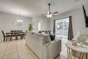 Pool & Lanai: Davenport Home 12 Mi to Disney