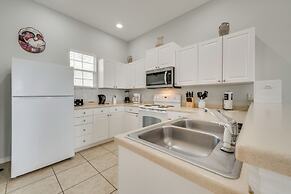 Pool & Lanai: Davenport Home 12 Mi to Disney