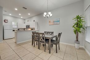 Pool & Lanai: Davenport Home 12 Mi to Disney