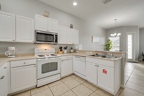 Pool & Lanai: Davenport Home 12 Mi to Disney