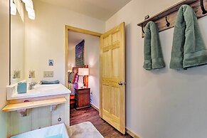 5 Mi to Dtwn: Bryson City Cabin w/ Resort Perks!
