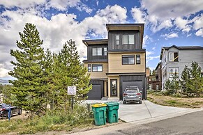 Sleek Fraser Townhome < 8 Mi to Winter Park!