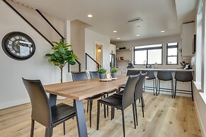 Sleek Fraser Townhome < 8 Mi to Winter Park!