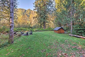 Riverfront Gold Bar Log Cabin Near Stevens Pass!