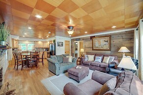 Waterfront Monticello Home w/ Fire Pit & Deck!