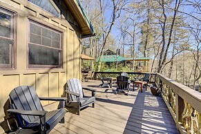 Lake Access + On-site Creek: Lake Toxaway Home!