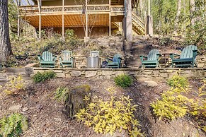 Lake Access + On-site Creek: Lake Toxaway Home!