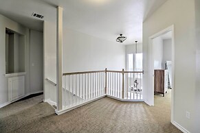 Airy Villa in Austin w/ Badminton/volleyball Court