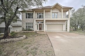 Airy Villa in Austin w/ Badminton/volleyball Court