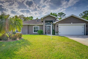 Vacation Rental w/ Lanai & Grill in Sebring!