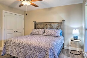 The Cozy Cottage w/ Lake Taneycomo Access!