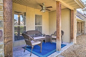 The Cozy Cottage w/ Lake Taneycomo Access!