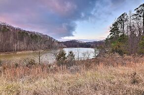 Cozy Yatesville Lake Cabin Rental in Louisa!