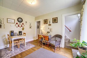 Fire Pit, BBQ & Yard: Family Home in Adrian
