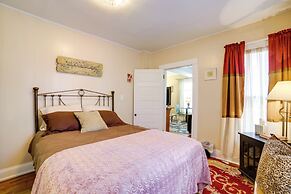 Fire Pit, BBQ & Yard: Family Home in Adrian