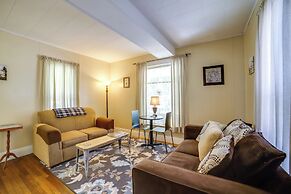 Fire Pit, BBQ & Yard: Family Home in Adrian