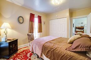 Fire Pit, BBQ & Yard: Family Home in Adrian