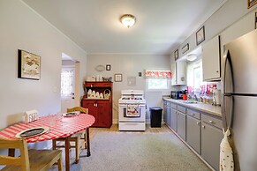 Fire Pit, BBQ & Yard: Family Home in Adrian
