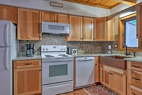 Cozy New Hampshire Retreat Near Attitash Mountain!