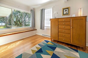 Waterfront Edenton Bay Cottage - Walk to Dtwn